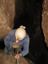 Sima de Huergas, Instalando